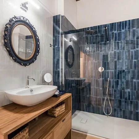 The Rent - Characteristic Three-room Near Piazza Navona *