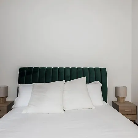 The Rent - Characteristic Three-room Near Piazza Navona *