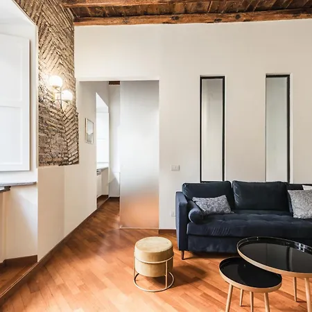 The Rent - Characteristic Three-room Near Piazza Navona Roma