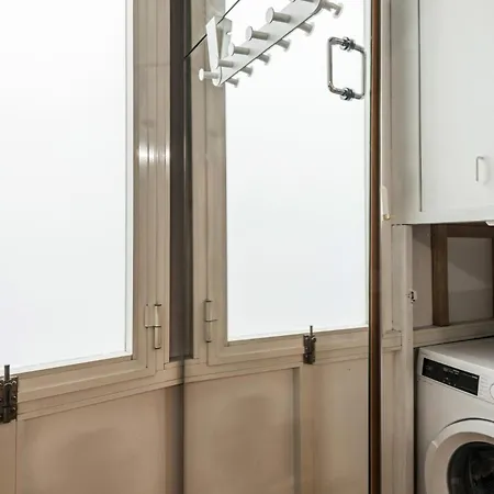 The Rent - Characteristic Three-room Near Piazza Navona Appartamento
