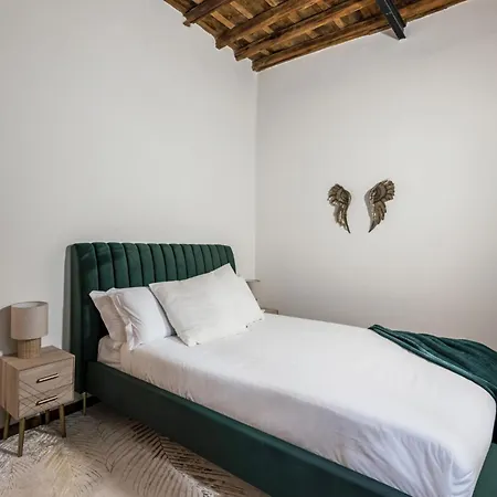 The Rent - Characteristic Three-room Near Piazza Navona Appartamento Roma