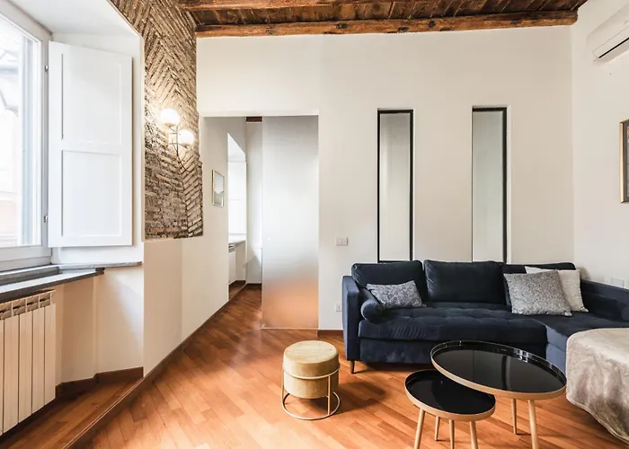 The Rent - Characteristic Three-room Near Piazza Navona Rom